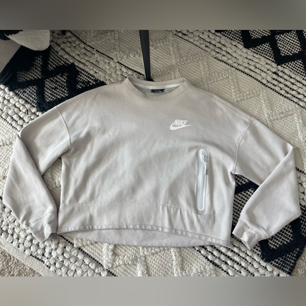 Nike Cropped Zipper Sweatshirt